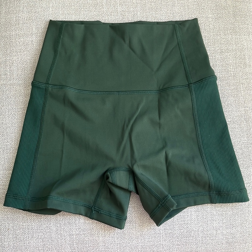 Aerie 4inch inseam Hi-Rise Shortie